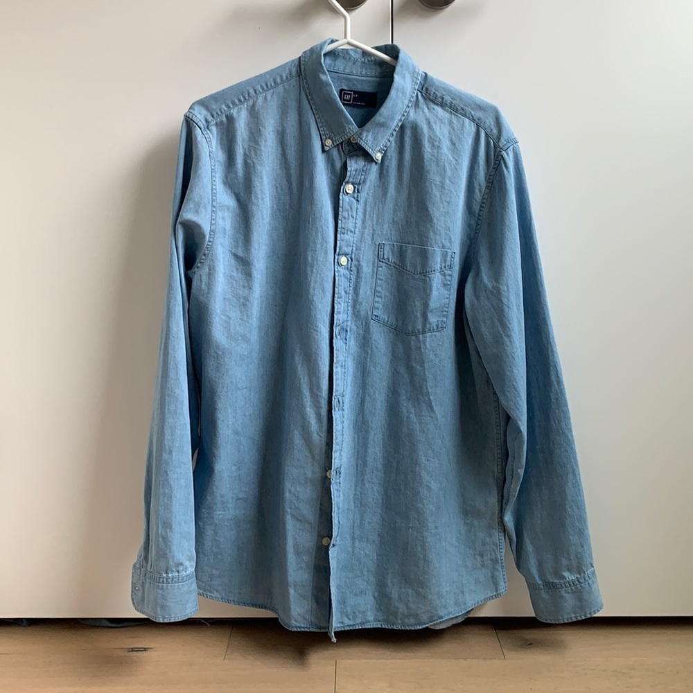 Gap Shirt